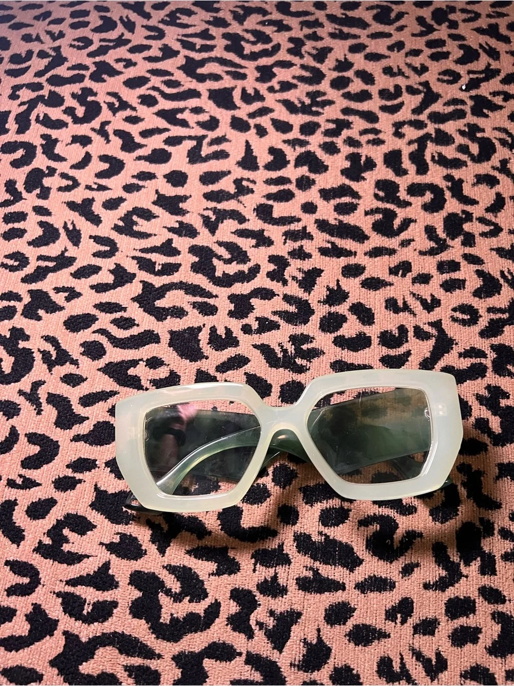 Green Thick Frame Blue-Light Glasses — Never Worn 👓🤎